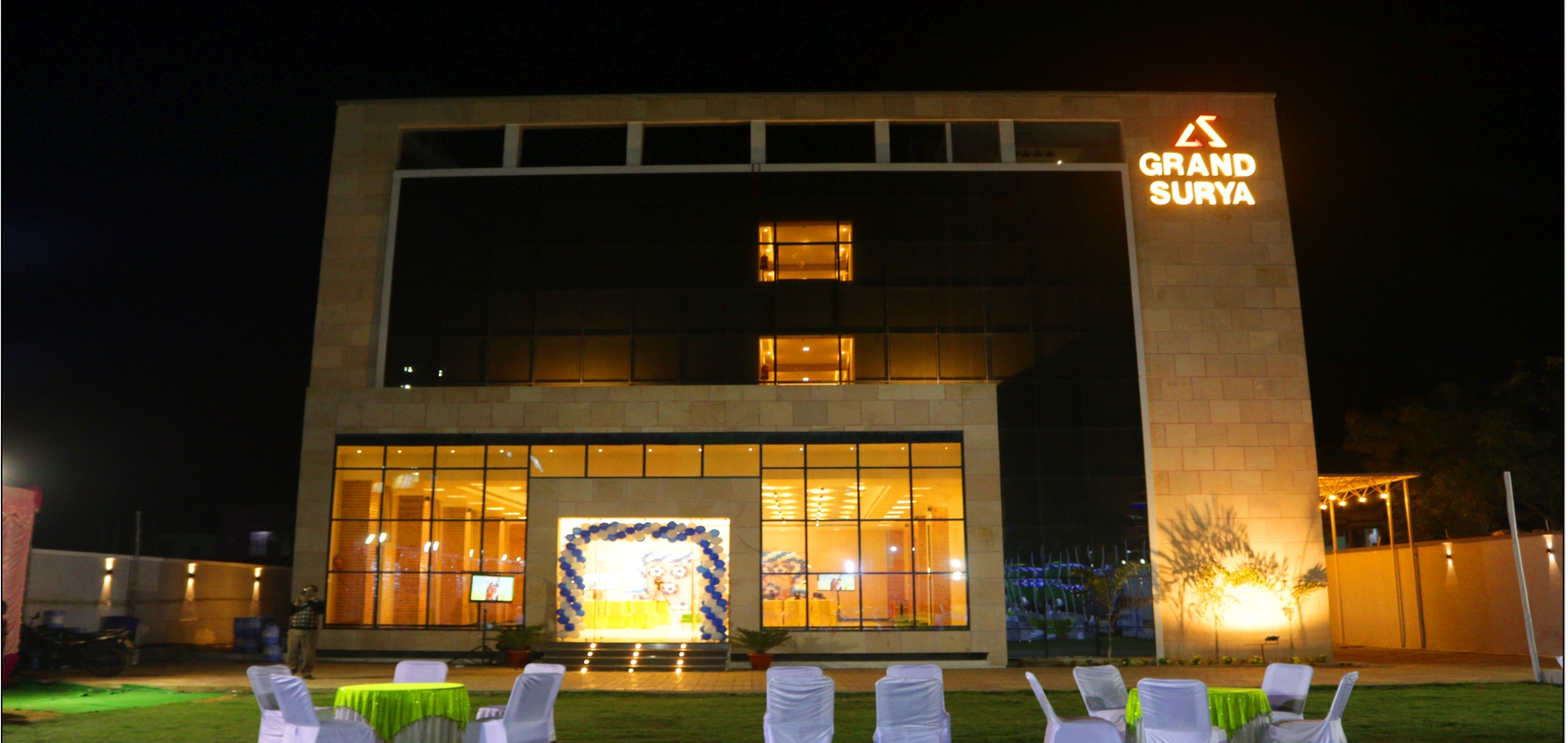 Hotel Grand Surya