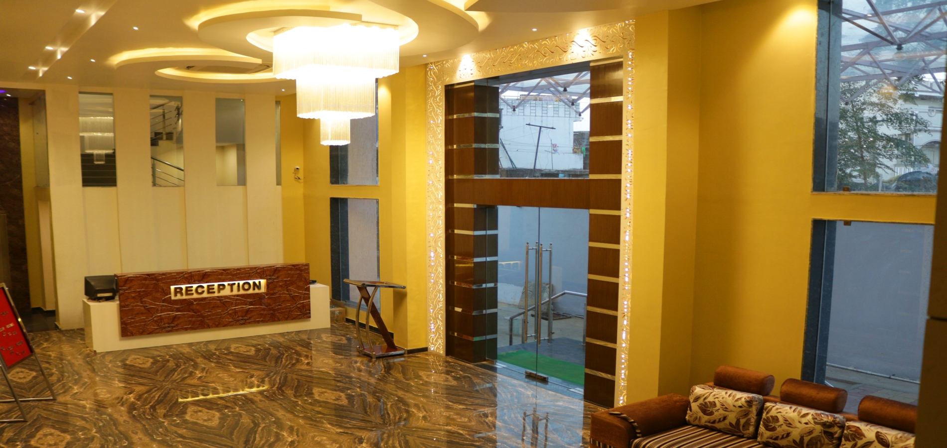 Hotel Grand Surya